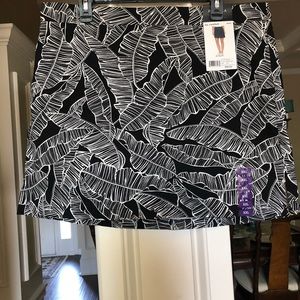 Rafaella Black/White Print Women’s Comfort Skort